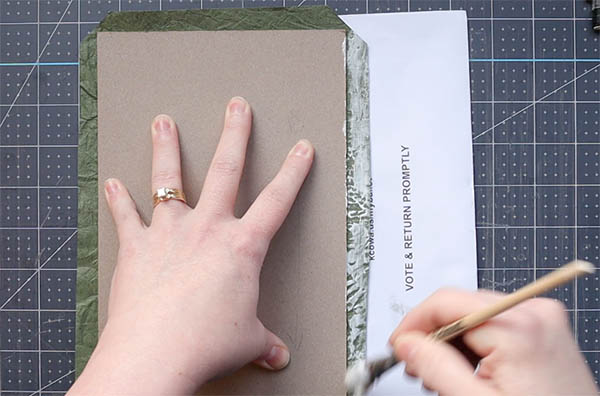 folding edges on back cover for a romantic photo album