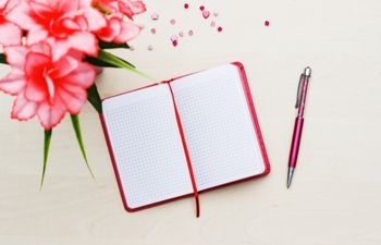 3 Special Handmade Book Gift Ideas for Valentine’s Day